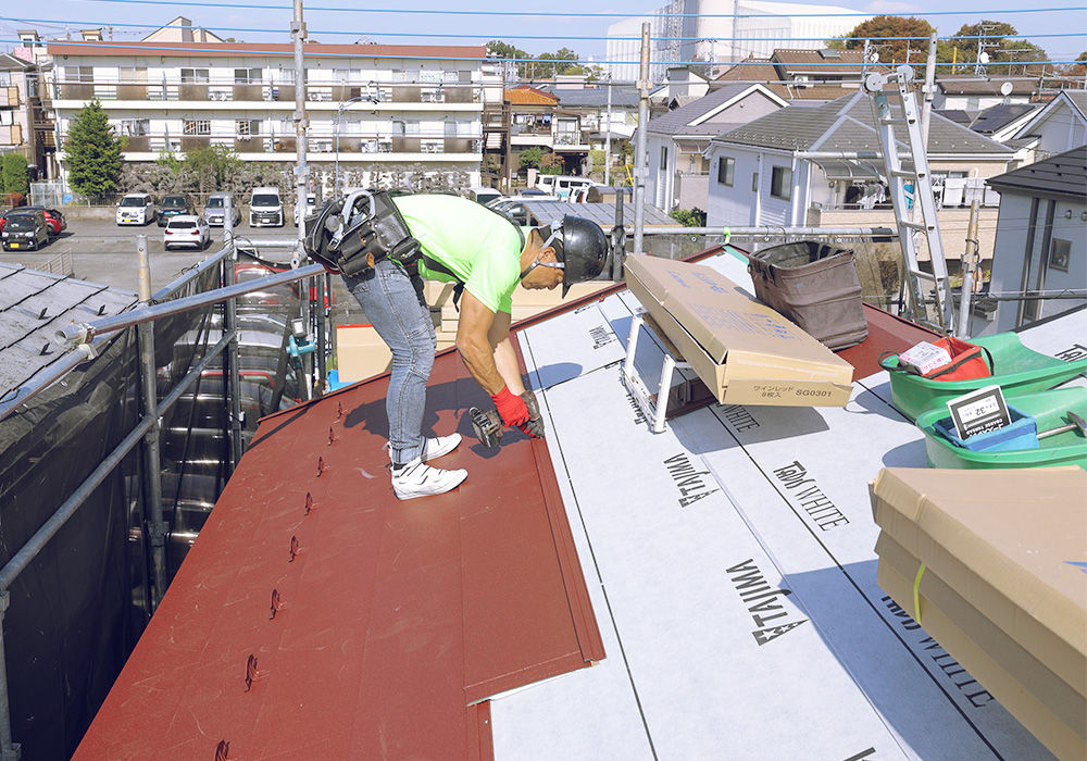 カバー工法と葺き替えの最適解